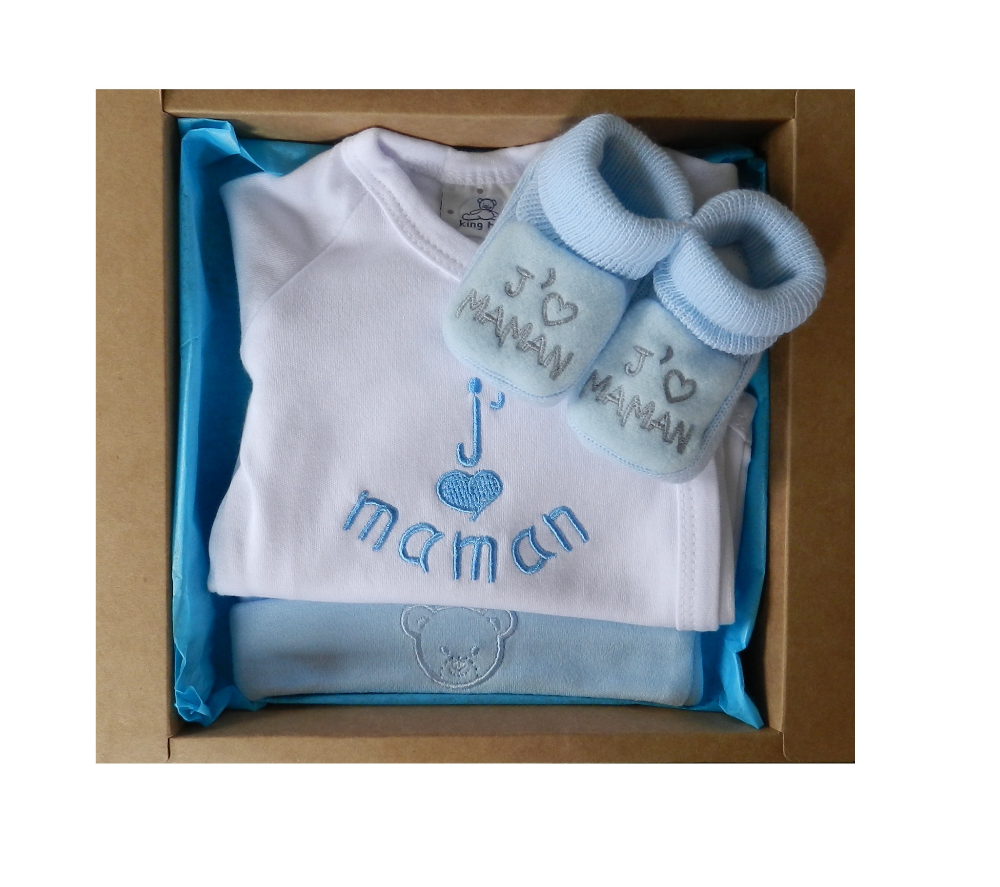 Coffret naissance blanc et bleu. Body, chaussons et bonnet naissance